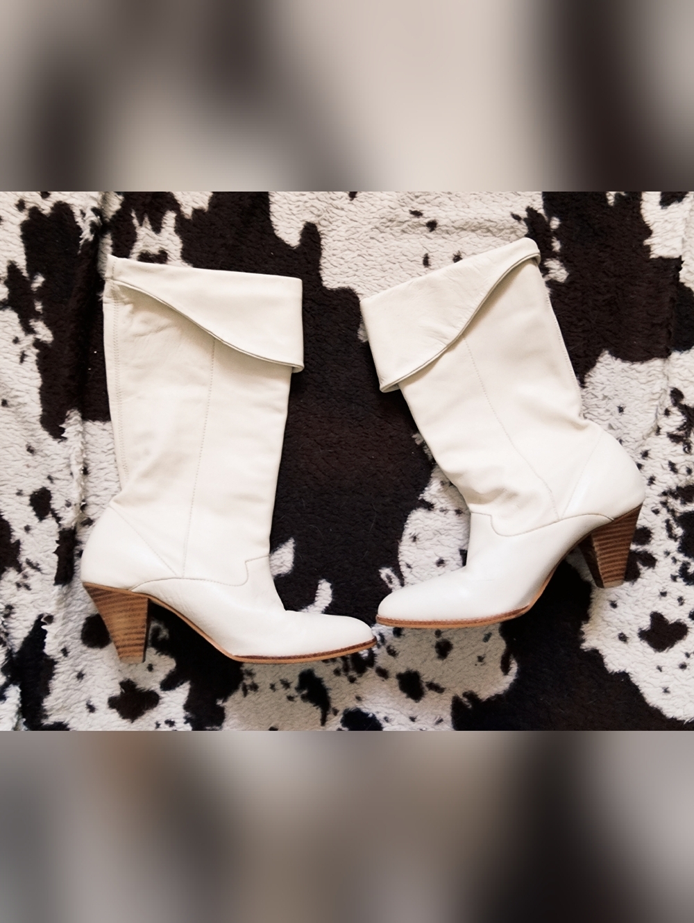 WOMEN'S 70'S/80'S MID CALF HEELED BOOTS - IVORY